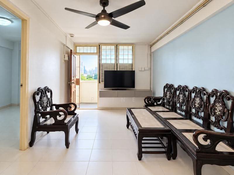 99 Commonwealth Crescent, 99 Commonwealth Crescent, Alexandra / Commonwealth, 2 Bedrooms, 592 sqft, HDB Flat For Sale, by Josephine Koh, 500255147 - Living Room - PropertyGuru.com.sg