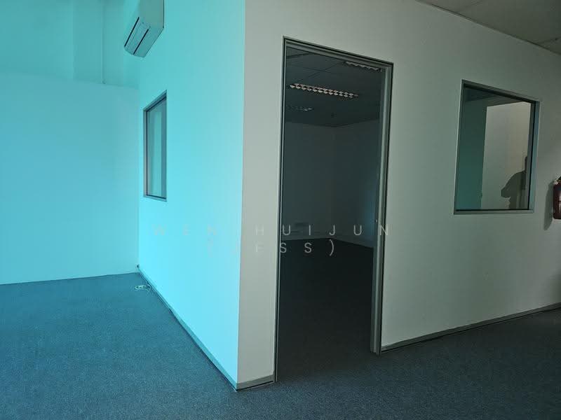 Wcega Tower, 21 Bukit Batok Crescent, Dairy Farm / Bukit Panjang / Choa Chu Kang, 1,200 sqft, Light Industrial (B1) For Rent, by Wen Huijun (Jess), 500255151 - Interior - CommercialGuru.com.sg