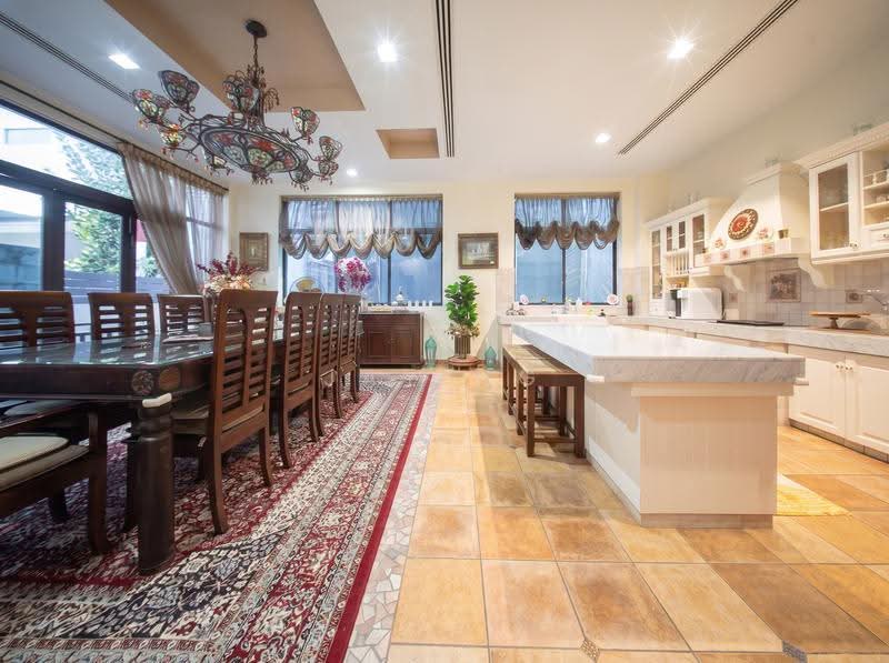 D15LANDED.COM Well Maintained Bungalow at Siglap with Pool and Lift, Frankel Estate, Siglap, East Coast / Marine Parade, 9 Bedrooms, 10,000 sqft, Bungalow House For Sale, by Jay Ng, 500255165 - Dining Room - PropertyGuru.com.sg