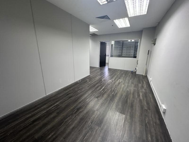 Parklane Shopping Mall, 35 Selegie Road, Beach Road / Bugis / Rochor, 700 sqft, Office For Rent, by Emdy Koh, 500255174 - Interior - CommercialGuru.com.sg