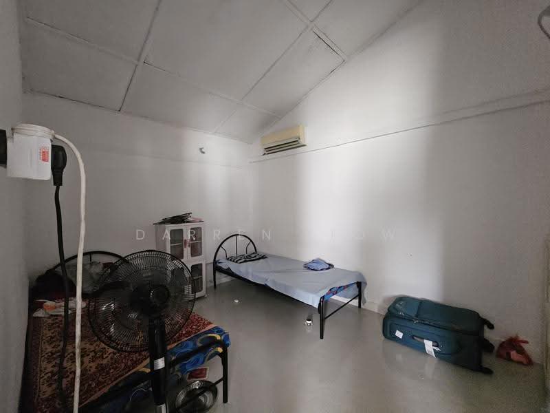 Jalan Kuras, Jalan Kuras, Ang Mo Kio / Bishan / Thomson, 4 Bedrooms, 2,500 sqft, Corner Terrace For Sale, by Darren Leow, 500255180 - Bedroom - PropertyGuru.com.sg