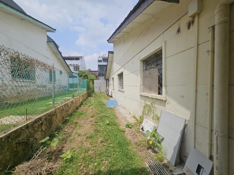 Jalan Kuras, Jalan Kuras, Ang Mo Kio / Bishan / Thomson, 4 Bedrooms, 2,500 sqft, Corner Terrace For Sale, by Darren Leow, 500255180 - Exterior - PropertyGuru.com.sg