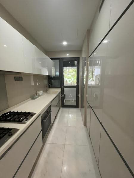 Holland Residences, 1 Taman Warna, Tanglin / Holland / Bukit Timah, 3 Bedrooms, 1,884 sqft, Condominium For Rent, by Margaret Lim, 500255187 - Kitchen - PropertyGuru.com.sg