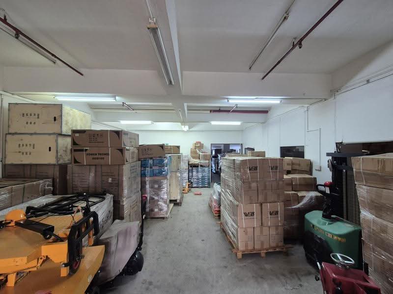 suits office and store! (Tannery)!, warehouse for rent!, Macpherson / Potong Pasir, 2,289 sqft, Light Industrial (B1) For Rent, by Joel Yong, 500255188 - CommercialGuru.com.sg