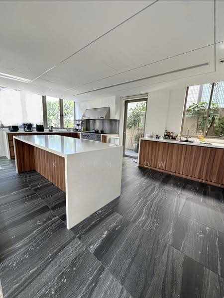 New Renovated Bungalow! Huge Living and Entertainment Spaces, Sunset Way, Sunset View, Sunset Heights, Clementi Park / Upper Bukit Timah, 5 Bedrooms, 8,187 sqft, Detached House For Sale, by Karen Low, 500255195 - Kitchen - PropertyGuru.com.sg