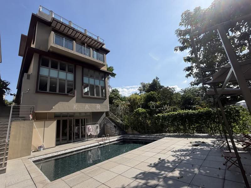 New Renovated Bungalow! Huge Living and Entertainment Spaces, Sunset Way, Sunset View, Sunset Heights, Clementi Park / Upper Bukit Timah, 5 Bedrooms, 8,187 sqft, Detached House For Sale, by Karen Low, 500255195 - Exterior - PropertyGuru.com.sg