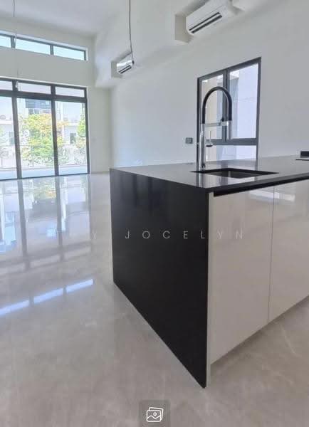 Belgravia Ace, Belgravia Drive, Seletar / Yio Chu Kang, 5 Bedrooms, 4,058 sqft, Semi-Detached House For Sale, by Tay Jocelyn, 500255202 - Kitchen - PropertyGuru.com.sg