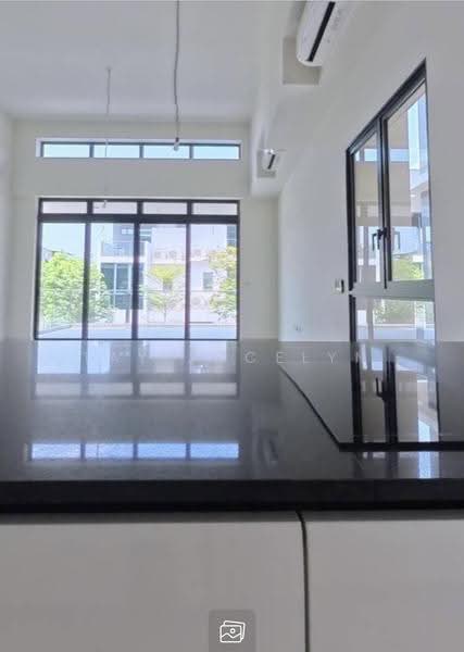 Belgravia Ace, Belgravia Drive, Seletar / Yio Chu Kang, 5 Bedrooms, 4,058 sqft, Semi-Detached House For Sale, by Tay Jocelyn, 500255202 - Living Room - PropertyGuru.com.sg