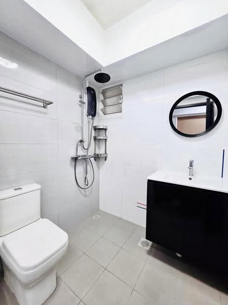 627A Tampines Street 61, 627A Tampines Street 61, Pasir Ris / Tampines, 2 Bedrooms, 775 sqft, HDB Flat For Sale, by Mohamed Ameen, 500255208 - Bathroom - PropertyGuru.com.sg