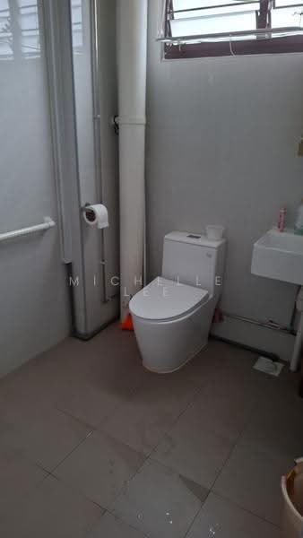140 Bishan Street 12, 140 Bishan Street 12, Ang Mo Kio / Bishan / Thomson, Room Rental, 200 sqft, HDB Flat For Rent, by Michelle Lee, 500255213 - Bathroom - PropertyGuru.com.sg
