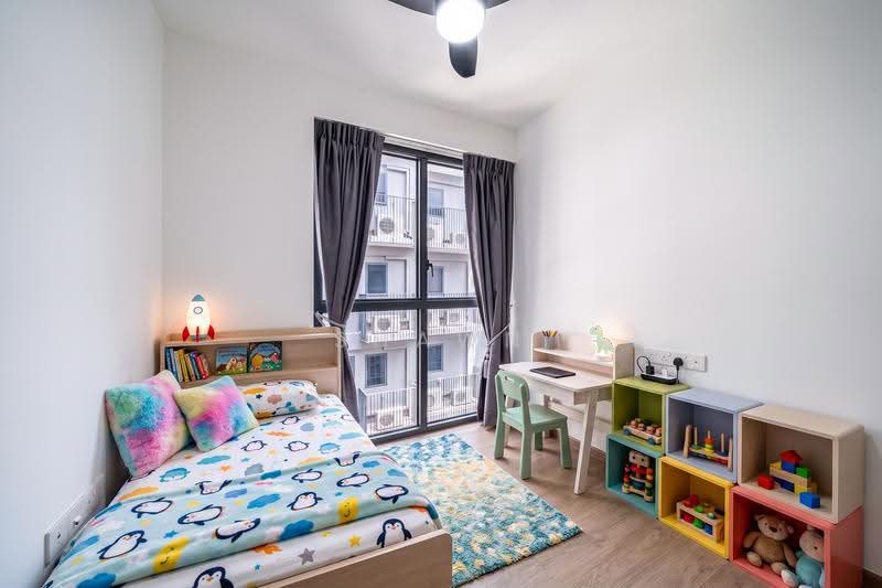 Affinity At Serangoon, Hougang / Punggol / Sengkang, 3 Bedrooms, 850 sqft, Condominium For Sale, by Shawn Tay, 500255218 - Bedroom - PropertyGuru.com.sg