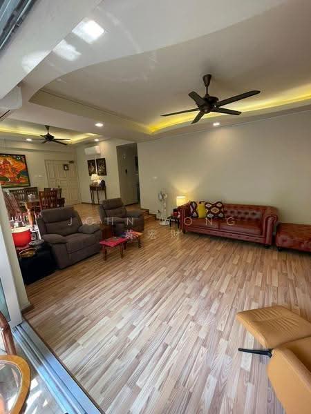 Avila Gardens, 11 Flora Road, Changi Airport / Changi Village, 3 Bedrooms, 1,302 sqft, Condominium For Rent, by John Wong 黄宏财, 500255228 - Living Room - PropertyGuru.com.sg