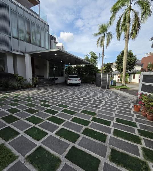 HILLTOP BUNGALOW, LYNWOOD GROVE, Newton / Novena, 7 Bedrooms, 13,000 sqft, Bungalow House For Sale, by Dan Lim, 500255245 - Exterior - PropertyGuru.com.sg