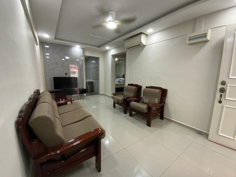117 Bedok North Road, 117 Bedok North Road, Bedok / Upper East Coast, Room Rental, 130 sqft, HDB Flat For Rent, by Milton Chee, 500255259 - Living Room - PropertyGuru.com.sg