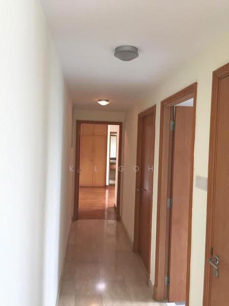 Haig Court, 152 Haig Road, East Coast / Marine Parade, 2 Bedrooms, 1,076 sqft, Condominium For Rent, by K L Goh, 500255279 - Corridor - PropertyGuru.com.sg