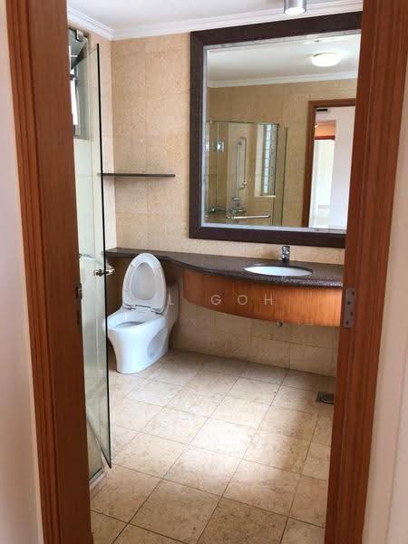 Haig Court, 152 Haig Road, East Coast / Marine Parade, 2 Bedrooms, 1,076 sqft, Condominium For Rent, by K L Goh, 500255279 - Bathroom - PropertyGuru.com.sg