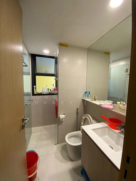Westwood Residences EC, 188 Westwood Avenue, Boon Lay / Jurong / Tuas, 3 Bedrooms, 1,034 sqft, Condominium For Sale, by Ong Chin Chuaan (Roy), 500255283 - Bathroom - PropertyGuru.com.sg
