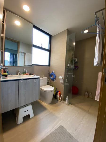Westwood Residences EC, 188 Westwood Avenue, Boon Lay / Jurong / Tuas, 3 Bedrooms, 1,034 sqft, Condominium For Sale, by Ong Chin Chuaan (Roy), 500255283 - Bathroom - PropertyGuru.com.sg