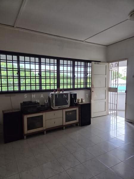 440 Jurong West Avenue 1, 440 Jurong West Avenue 1, Boon Lay / Jurong / Tuas, Room Rental, 100 sqft, HDB Flat For Rent, by Sharine Tan Hui Yuan, 500255297 - Living Room - PropertyGuru.com.sg