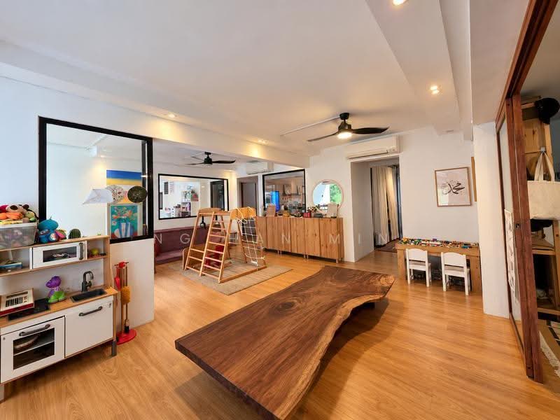 128 Marsiling Rise, 128 Marsiling Rise, Admiralty / Woodlands, 6 Bedrooms, 1,830 sqft, HDB Flat For Sale, by Ng Han Min, 500255302 - Living Room - PropertyGuru.com.sg
