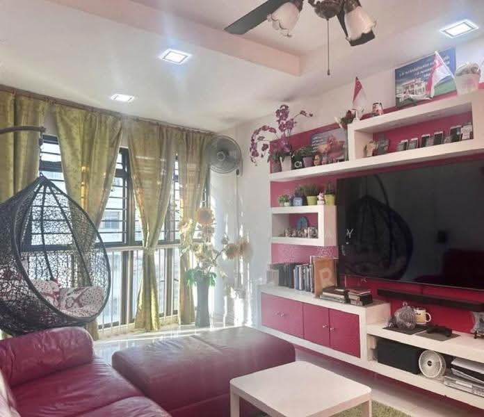183 Yung Sheng Road, 183 Yung Sheng Road, Boon Lay / Jurong / Tuas, 3 Bedrooms, 1,248 sqft, HDB Flat For Sale, by Anwar Pillay, 500255305 - Living Room - PropertyGuru.com.sg