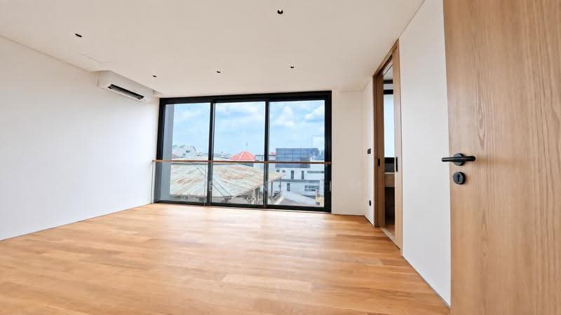 LANDED7772@ BRAND NEW DETACHED. 3 Storeys with Attic. 86.87.77.72, Bedok / Upper East Coast, 6 Bedrooms, 10,300 sqft, Detached House For Sale, by Dean Lim, 500255306 - Interior - PropertyGuru.com.sg