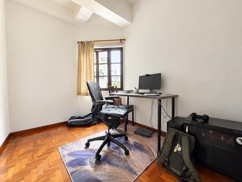 Chiltern Park, 131 Serangoon Avenue 3, Hougang / Punggol / Sengkang, 3 Bedrooms, 1,302 sqft, Condominium For Sale, by Eugen Tan, 500255319 - Study - PropertyGuru.com.sg