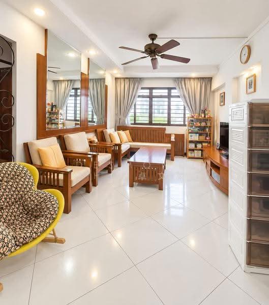 511 Jelapang Road, 511 Jelapang Road, Dairy Farm / Bukit Panjang / Choa Chu Kang, 3 Bedrooms, 1,097 sqft, HDB Flat For Sale, by Desmond Toh (卓文财), 500255324 - Living Room - PropertyGuru.com.sg