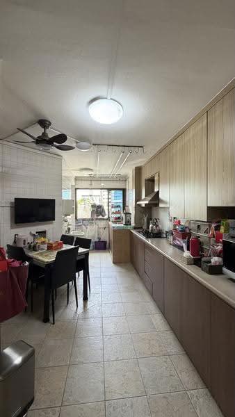 32 Cassia Crescent, 32 Cassia Crescent, Eunos / Geylang / Paya Lebar, 3 Bedrooms, 1,001 sqft, HDB Flat For Sale, by Perry Koh, 500255330 - Kitchen - PropertyGuru.com.sg