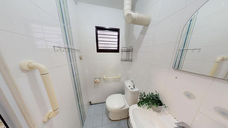 587 Ang Mo Kio, Ang Mo Kio Ave 3, 2 Bedrooms, 721 sqft, HDB Flat For Sale, by Sharon Wong 王昱婷, 500255337 - PropertyGuru.com.sg