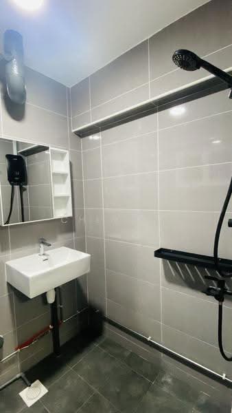 389 Yishun Avenue 6, 389 Yishun Avenue 6, Sembawang / Yishun, Room Rental, 150 sqft, HDB Flat For Rent, by Chlo Ee, 500255338 - Master Ensuite - PropertyGuru.com.sg