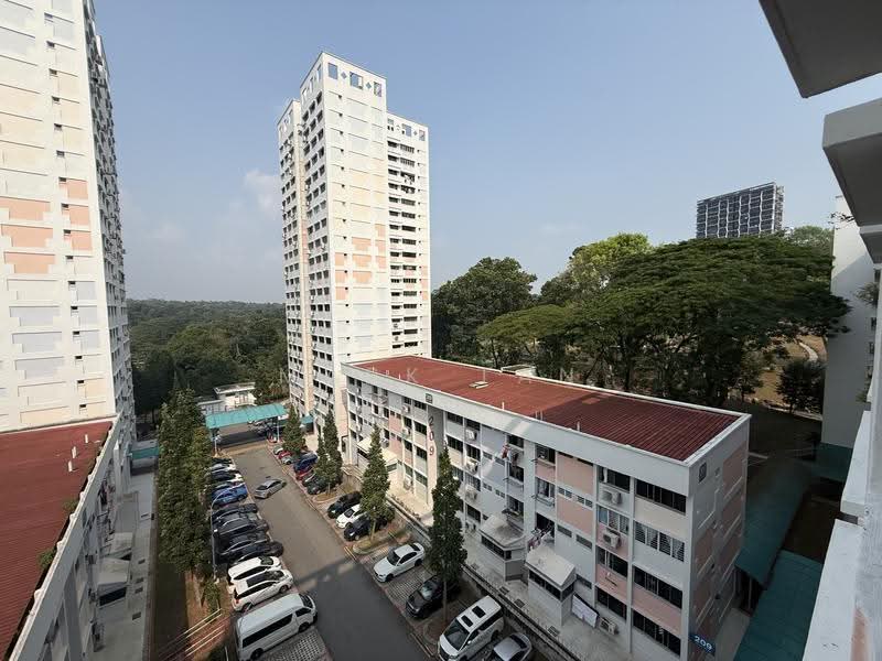 213 Petir Road, 213 Petir Road, Dairy Farm / Bukit Panjang / Choa Chu Kang, 3 Bedrooms, 1,313 sqft, HDB Flat For Sale, by Mark Tan, 500255339 - PropertyGuru.com.sg