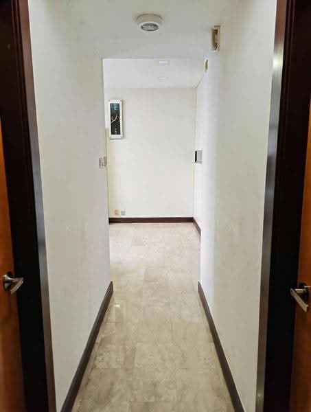 Regent Heights, 52 Bukit Batok East Avenue 5, Dairy Farm / Bukit Panjang / Choa Chu Kang, 2 Bedrooms, 1,023 sqft, Condominium For Sale, by Kelly Chua, 500255346 - Corridor - PropertyGuru.com.sg