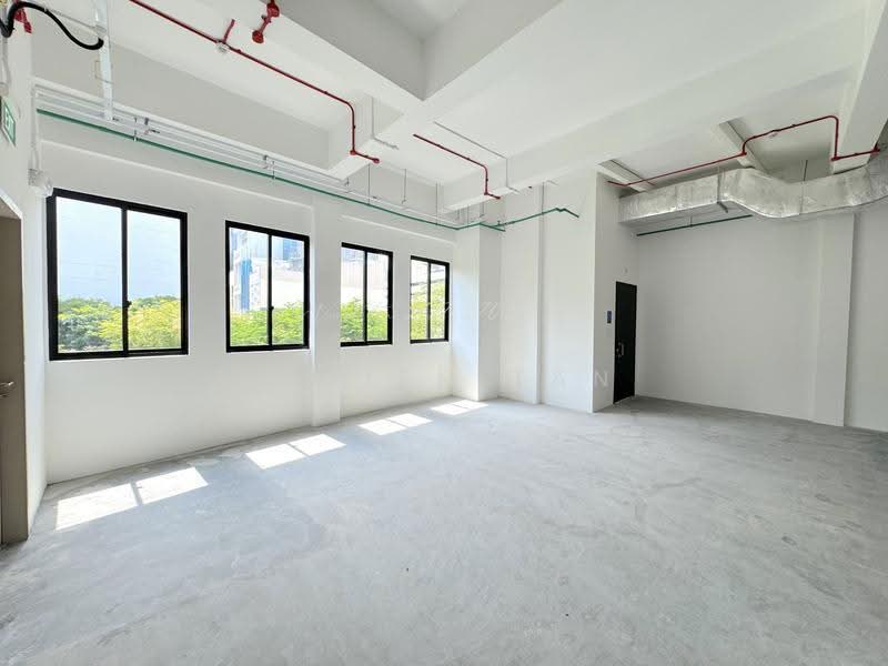 Brand New Shophouse w Lift near MRT, South Bridge Road/ Raffles Place/ Clarke Quay/ North Canal Road New Bridge Road, Chinatown / Tanjong Pagar, 7,878 sqft, Shop / Shophouse For Rent, by Vivien Tan, 500255355 - Interior - CommercialGuru.com.sg