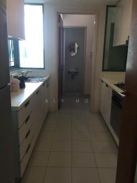 The Bayshore, 22 Bayshore Road, Bedok / Upper East Coast, 2 Bedrooms, 1,200 sqft, Condominium For Sale, by Aly Ho, 500255359 - Kitchen - PropertyGuru.com.sg