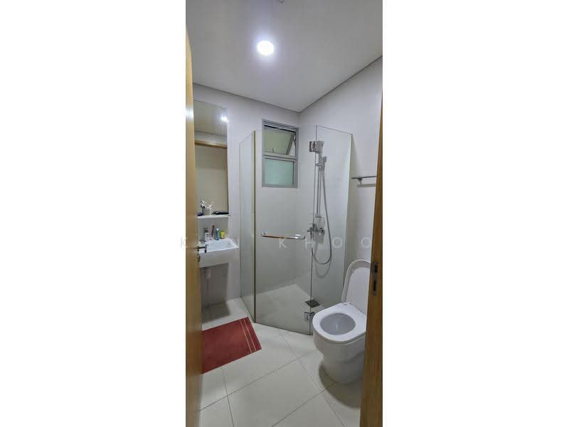Gambir Ridge (Formerly Bartley Terrace, 16 Gambir Walk, Hougang / Punggol / Sengkang, 2 Bedrooms, 710 sqft, Condominium For Rent, by Ken Khoo, 500255377 - Bathroom - PropertyGuru.com.sg