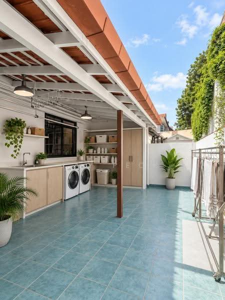 Huge 999-Year Corner Terrace with Home Lift Near Kovan MRT, Hougang / Punggol / Sengkang, 6 Bedrooms, 4,180 sqft, Corner Terrace For Sale, by JAY PECK, 500255381 - Exterior - PropertyGuru.com.sg