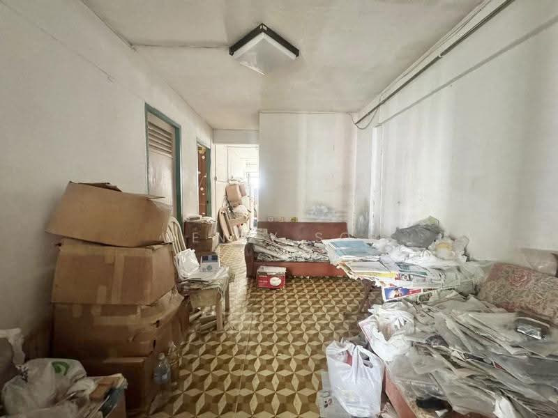 111 Yishun Ring Road, 111 Yishun Ring Road, Sembawang / Yishun, 2 Bedrooms, 721 sqft, HDB Flat For Sale, by Wendy Soh, 500255388 - Living Room - PropertyGuru.com.sg