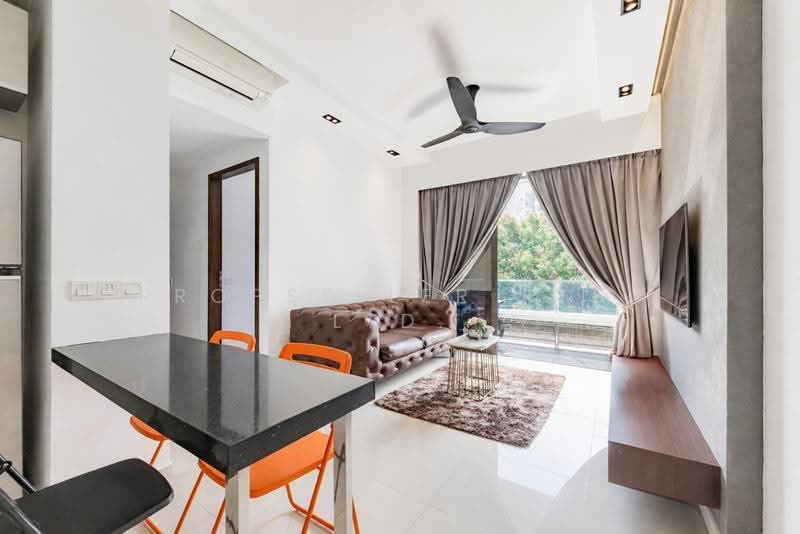 D'Nest, 127 Pasir Ris Grove, Pasir Ris / Tampines, 2 Bedrooms, 753 sqft, Condominium For Sale, by Kelly Tan, 500255389 - Living Room - PropertyGuru.com.sg