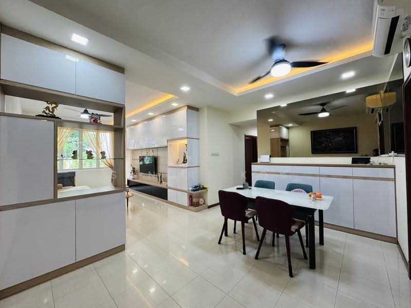 Seletar Springs Condominium, 104 Gerald Drive, Seletar / Yio Chu Kang, 3 Bedrooms, 1,335 sqft, Condominium For Sale, by Sandra Kok, 500255405 - Living Room - PropertyGuru.com.sg
