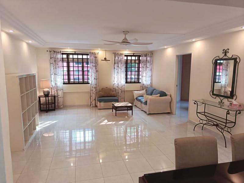 220 Hougang Street 21, 220 Hougang Street 21, Hougang / Punggol / Sengkang, 3 Bedrooms, 1,130 sqft, HDB Flat For Rent, by Jessie Lee, 500255409 - Living Room - PropertyGuru.com.sg