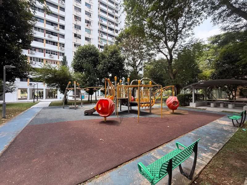 220 Lorong 8 Toa Payoh, 220 Lorong 8 Toa Payoh, Balestier / Toa Payoh, 3 Bedrooms, 882 sqft, HDB Flat For Rent, by Jesley Lim, 500255417 - Exterior - PropertyGuru.com.sg