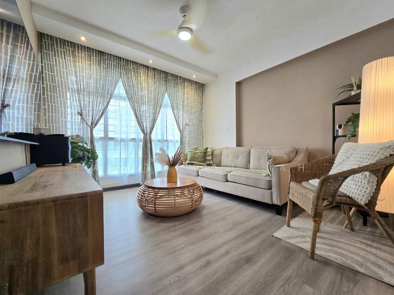323C Sumang Walk, 323C Sumang Walk, Hougang / Punggol / Sengkang, 3 Bedrooms, 1,001 sqft, HDB Flat For Sale, by Taufik Batisah, 500255426 - Living Room - PropertyGuru.com.sg