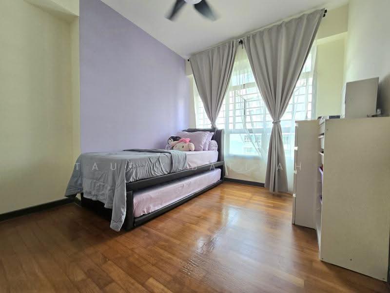 323C Sumang Walk, 323C Sumang Walk, Hougang / Punggol / Sengkang, 3 Bedrooms, 1,001 sqft, HDB Flat For Sale, by Taufik Batisah, 500255426 - Bedroom - PropertyGuru.com.sg