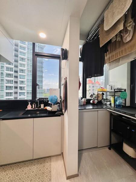 One Meyer, 1 Meyer Place, East Coast / Marine Parade, 3 Bedrooms, 1,033 sqft, Condominium For Sale, by Sandra Kok, 500255428 - Kitchen - PropertyGuru.com.sg