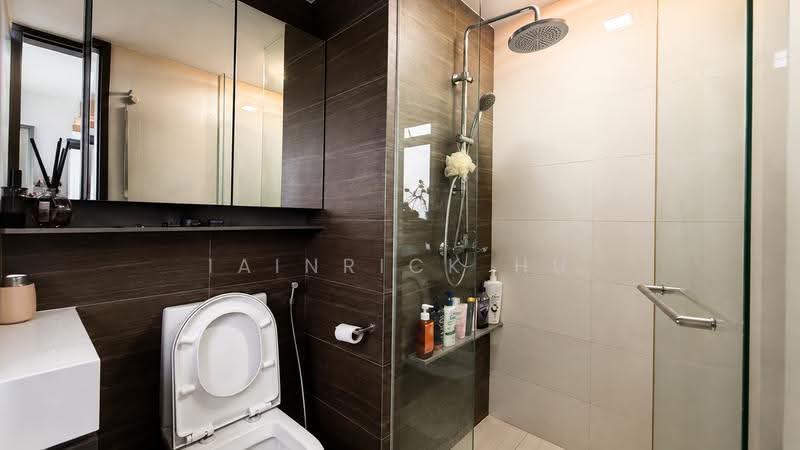 Botanique at Bartley, 233 Upper Paya Lebar Road, Hougang / Punggol / Sengkang, 1 Bedroom, 517 sqft, Condominium For Sale, by Iainrick Hu, 500255498 - Bathroom - PropertyGuru.com.sg