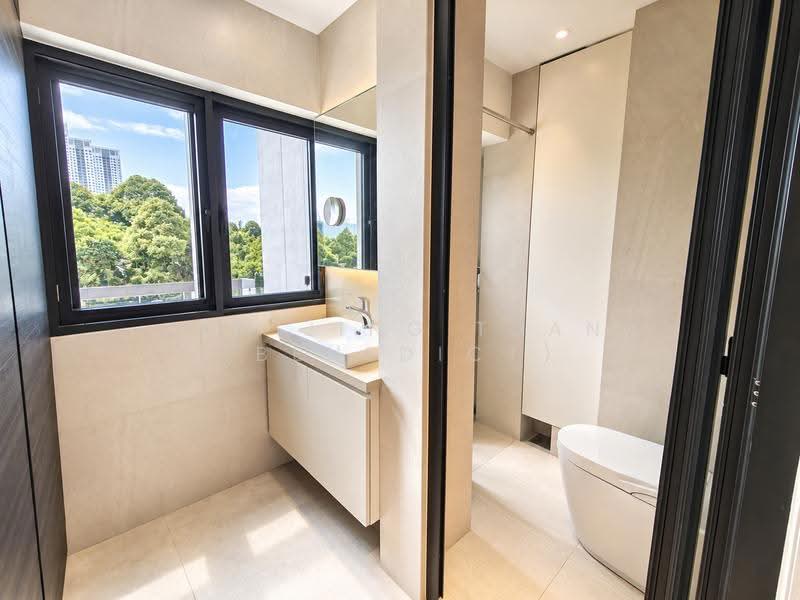 106 Jalan Rajah, 106 Jalan Rajah, Balestier / Toa Payoh, 3 Bedrooms, 1,722 sqft, HDB Flat For Sale, by Lim Jing Tuan (Benedict), 500255516 - Bathroom - PropertyGuru.com.sg