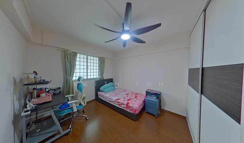 335 Clementi Avenue 2, 335 Clementi Avenue 2, Buona Vista / West Coast / Clementi New Town, 2 Bedrooms, 732 sqft, HDB Flat For Sale, by Keith Toh, 500255524 - Bedroom - PropertyGuru.com.sg