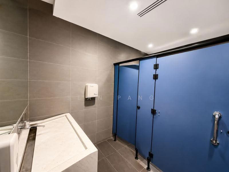 Ground Floor Space @ Bras Basah/City Hall Vicinity | Excellent Frontage, Visibility | Rare, Orchard / River Valley, 3,786 sqft, Other Retail For Rent, by Sean Pang, 500255541 - Bathroom - CommercialGuru.com.sg
