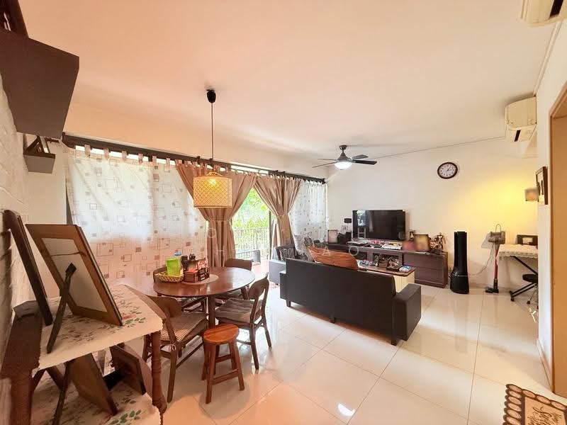 SkyPark Residences, Sembawang Drive, Sembawang / Yishun, 4 Bedrooms, 1,324 sqft, Condominium For Sale, by Jose Loh Zhenhao, 500255579 - Living Room - PropertyGuru.com.sg
